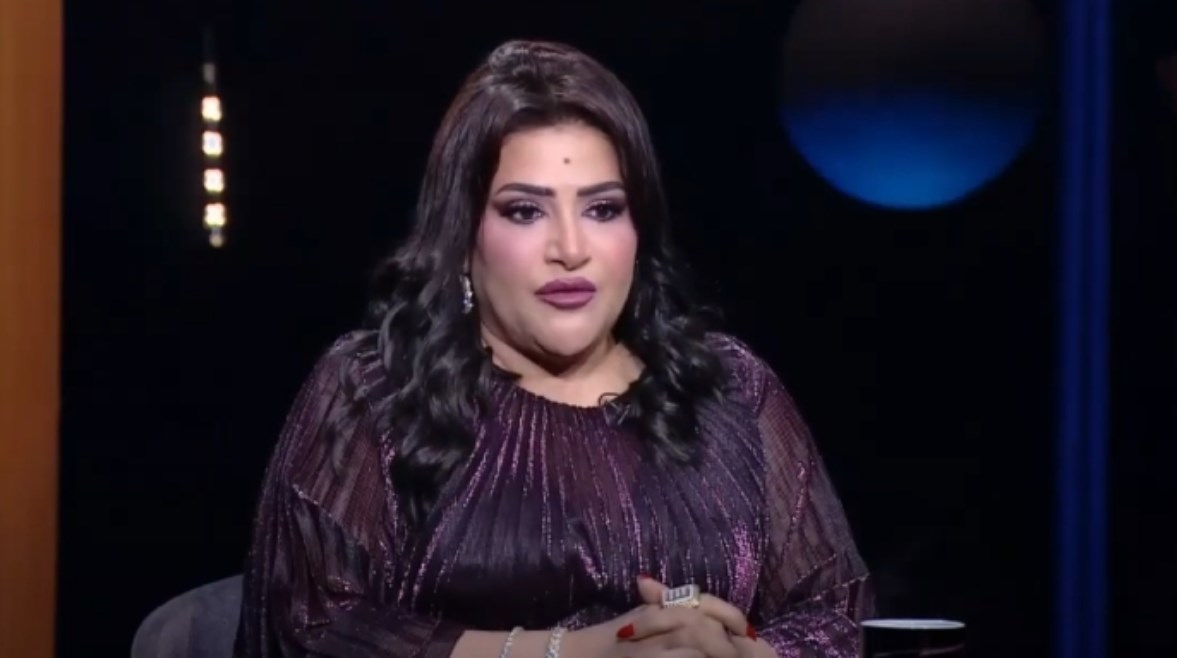 الفنانة بدرية طلبة