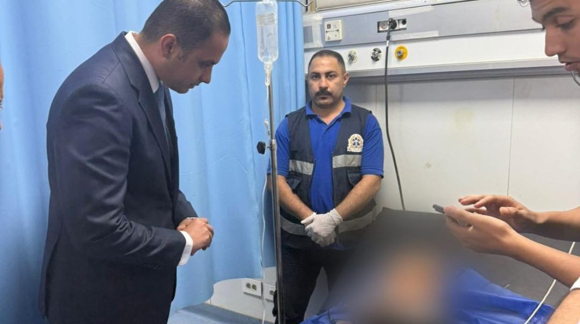 نائب وزير الصحة يزور مصابي حادث قطار مطروح نائب وزير الصحة يزور مصابي حادث قطار مطروح