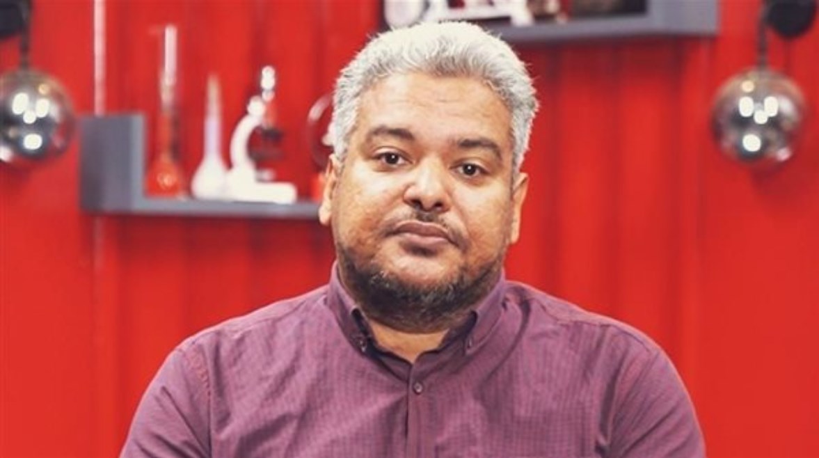 الكاتب سامح فايز الكاتب سامح فايز