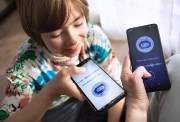 علاقة الأطفال بروبوتات الذكاء الاصطناعي-تعبيرية