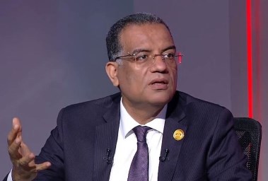 عضو مجلس الشيوخ، الكاتب الصحفي محمود مسلم