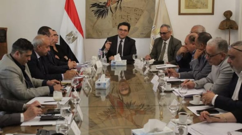 اجتماع وزير الثقافة