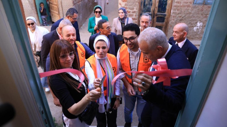 جانب من الزيارة جانب من الزيارة