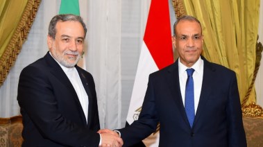وزير الخارجية، بدر عبدالعاطي ونظيره الإيراني، عباس عراقجي