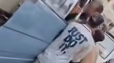 مشاجرة بين سائقي ميكروباص في عزبة النخل 
