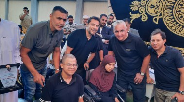 أحمد حسن يكرم حفظة القرآن بالمنيا 