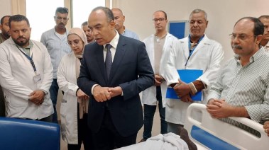 نائب محافظ المنيا يتابع حادث "أتوبيس سمالوط"