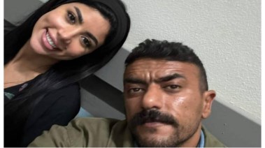 كارولين عزمي وأحمد العوضي