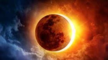 موعد كسوف الشمس 2025