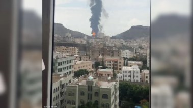 غارات جوية على صنعاء والجوف في اليمن