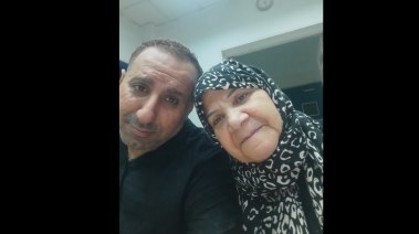 عماد يسري ووالدته