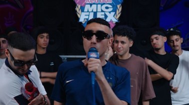 تحدي بين أبو الأنوار وموسى سام في برنامج مايك فليكس
