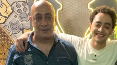 وفاة والد الفنان سيد أسامة الشهير بـ "ميكا"