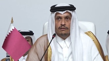 رئيس وزراء وزير خارجية قطر خلال الاجتماع التحضيري للقمة العربية الإسلامية- أرشيفية