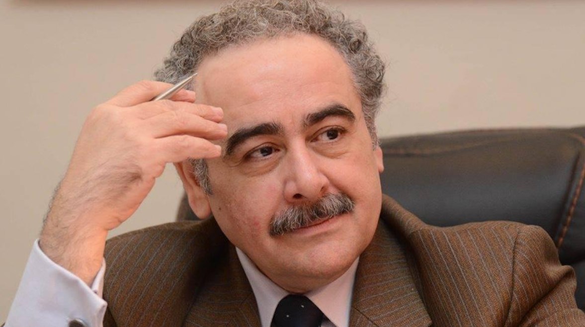 الدكتور علاء عبد الهادي رئيس اتحاد كتاب مصر