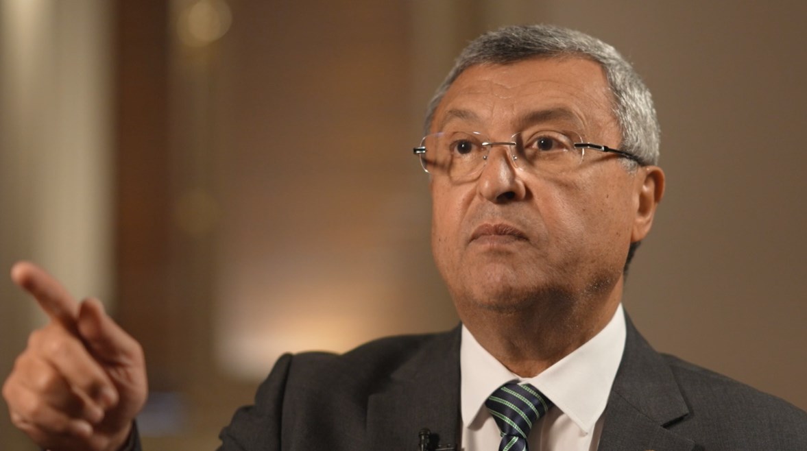 المهندس أسامة كمال وزير البترول الأسبق المهندس أسامة كمال وزير البترول الأسبق