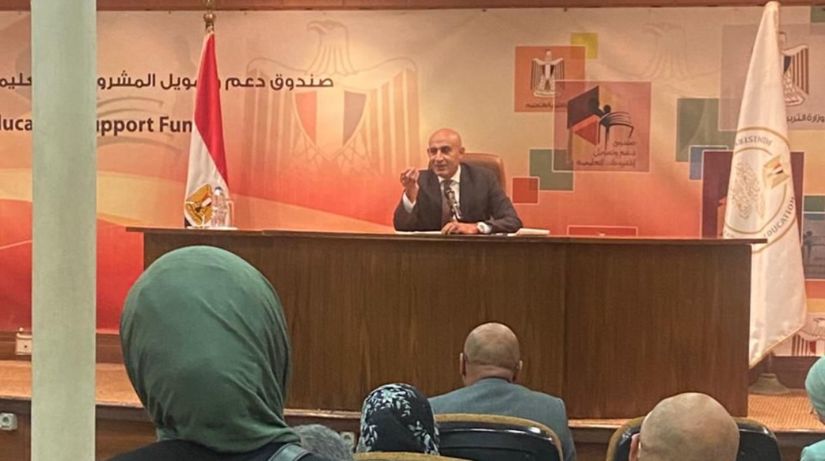وزير التربية والتعليم والتعليم الفني، محمد عبد اللطيف