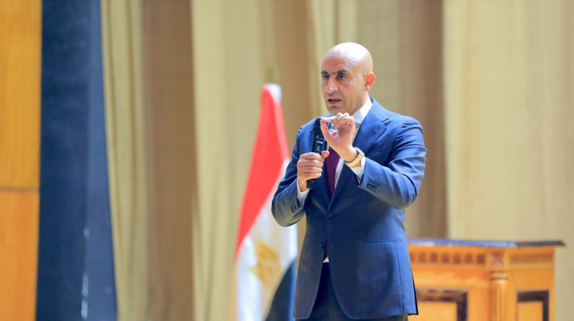وزير التربية والتعليم والتعليم الفنى، محمد عبد اللطيف