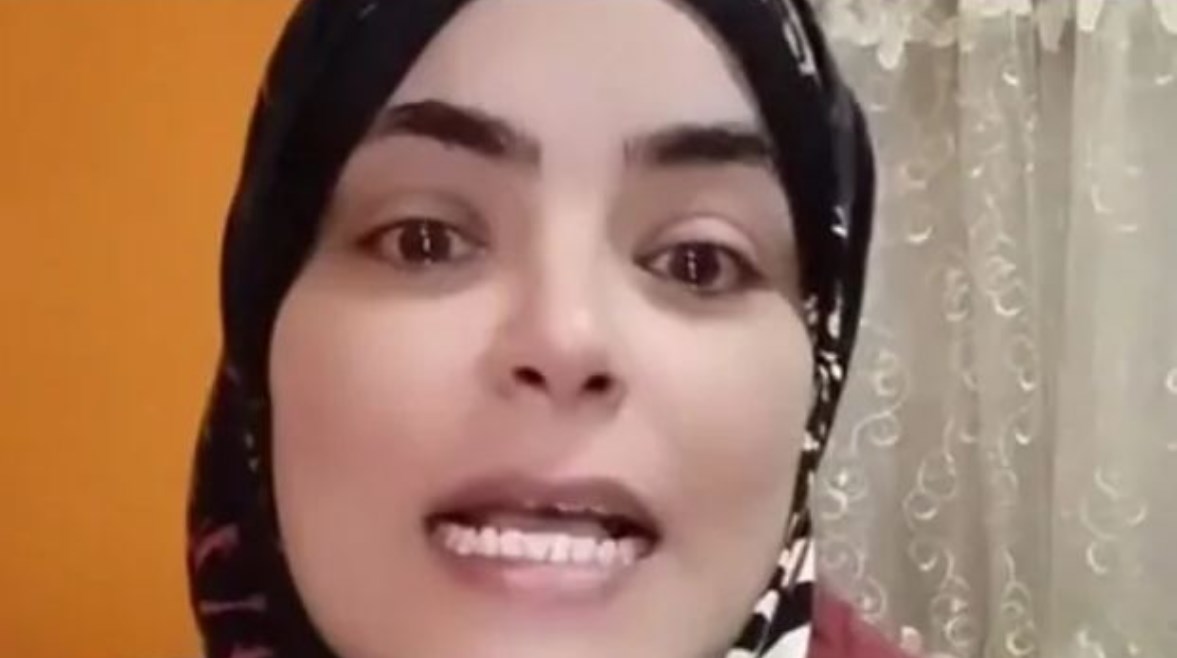 سيدة الغياب سيدة الغياب