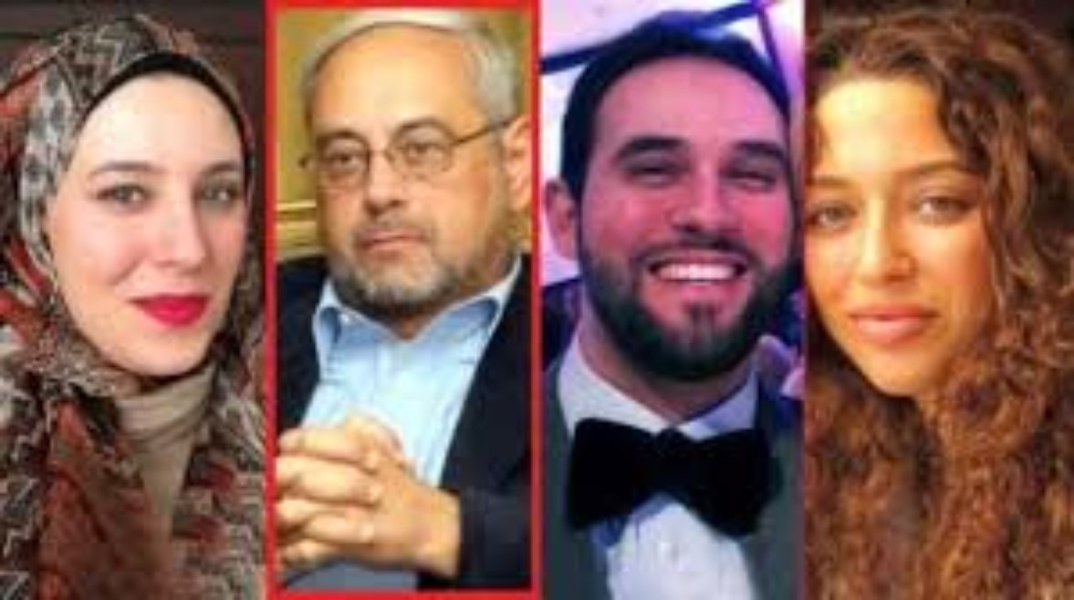 دينا أحمد بهجت ووالدها وشقيقيها