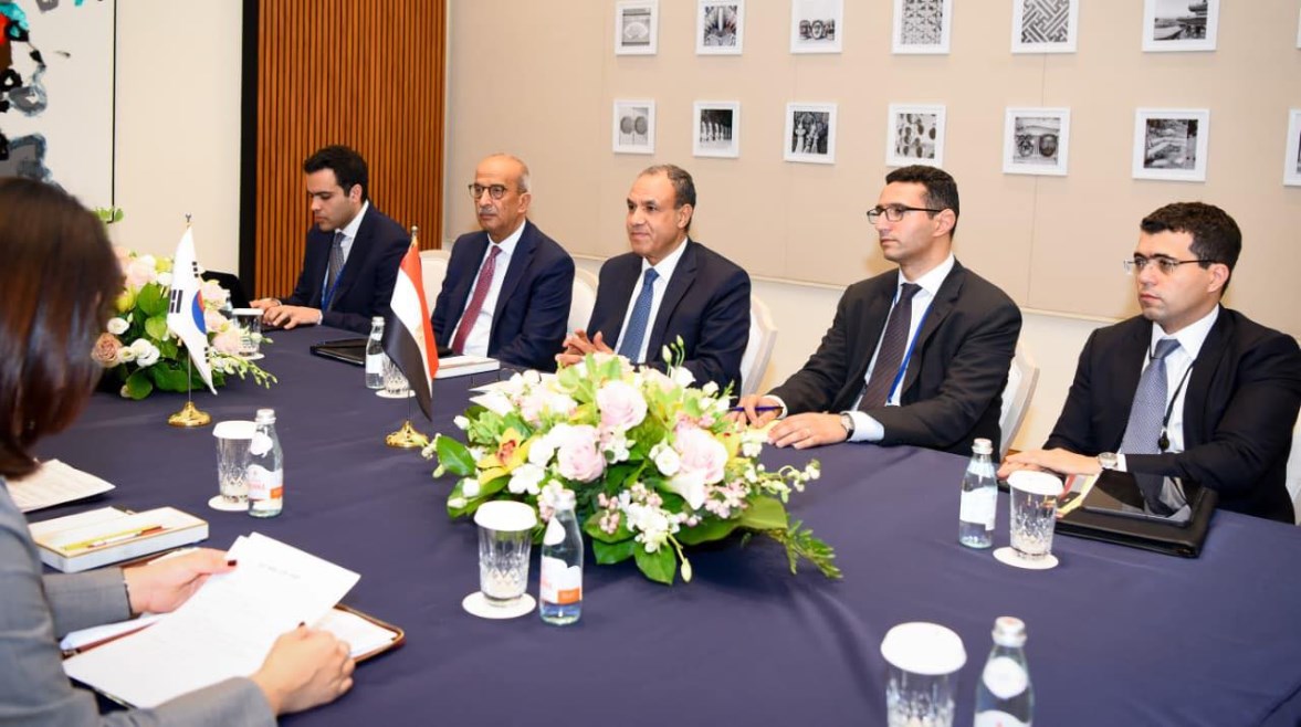 وزير الخارجية