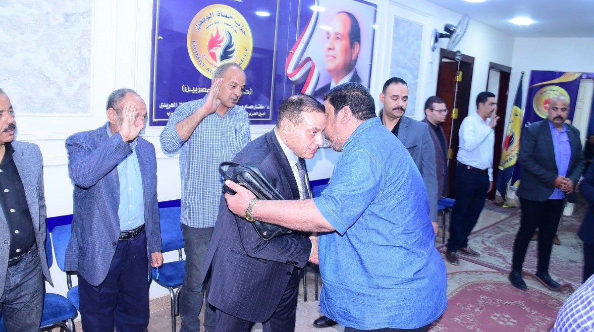 جانب من واجب العزاء