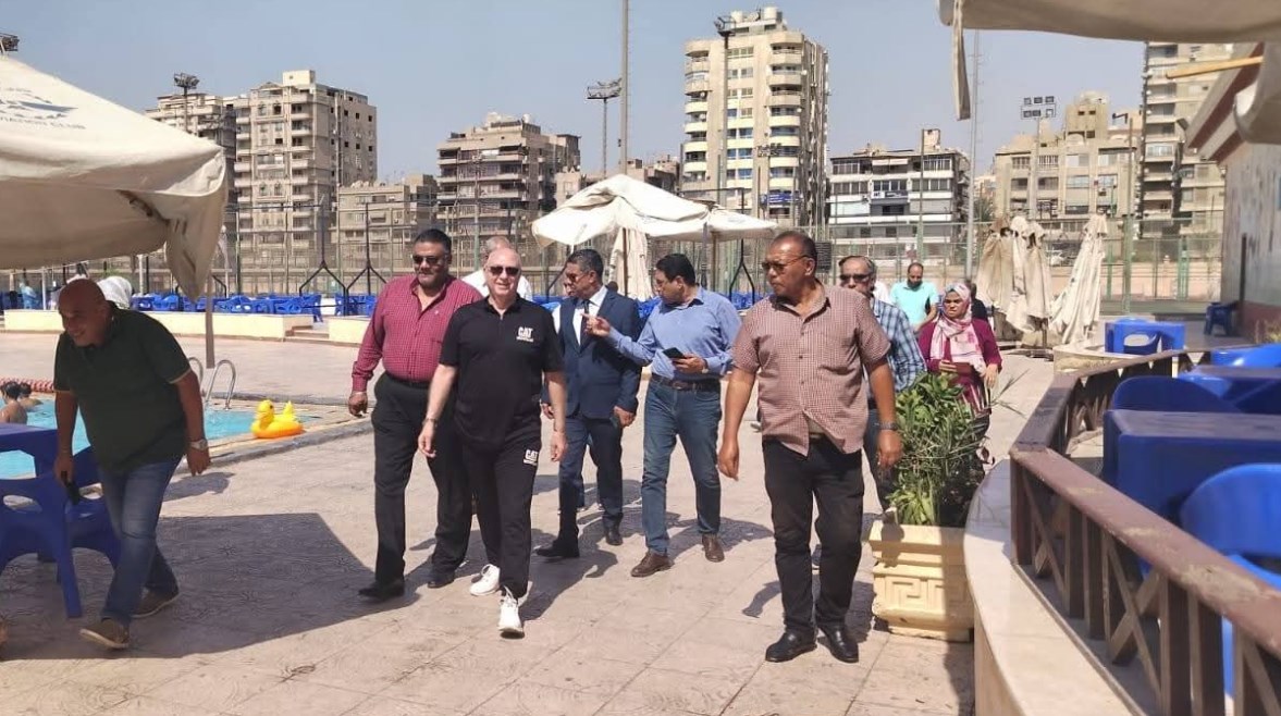 لجنة وزارة الشباب والرياضة تتفقد نادي الطيران 