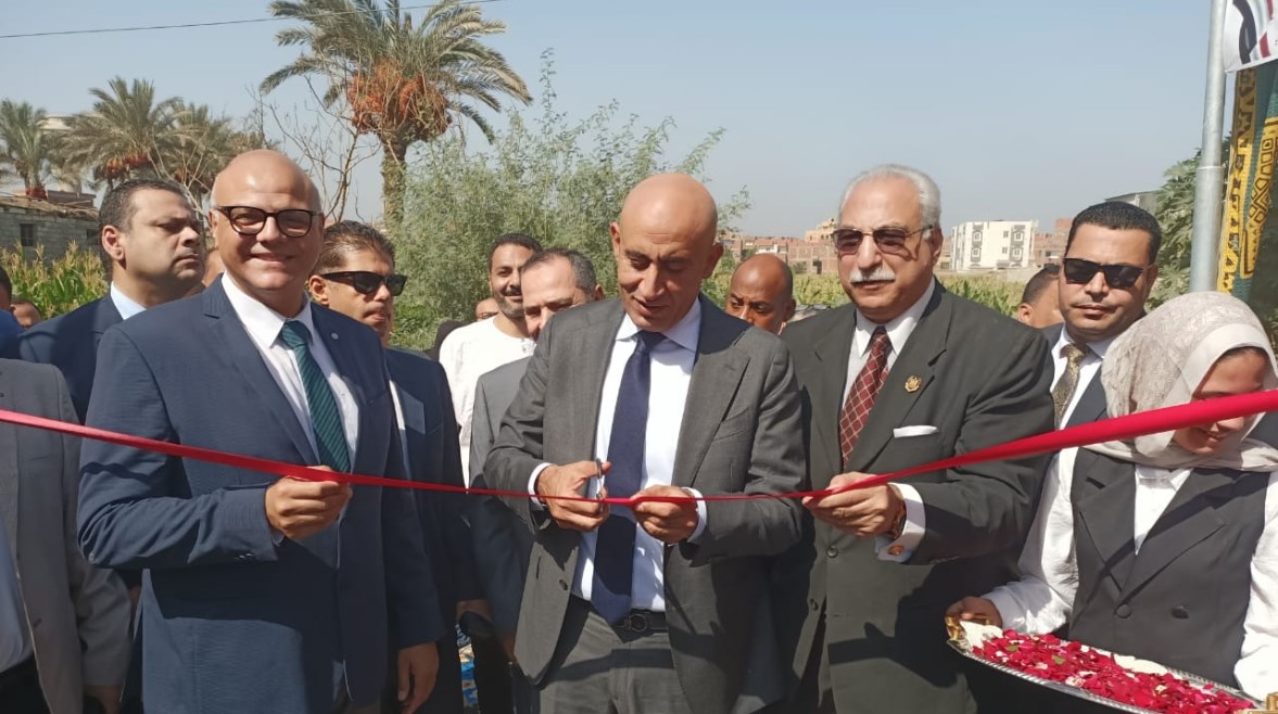 وزير التعليم يفتتح 5 مدارس جديدة بالقليوبية وزير التعليم يفتتح 5 مدارس جديدة بالقليوبية