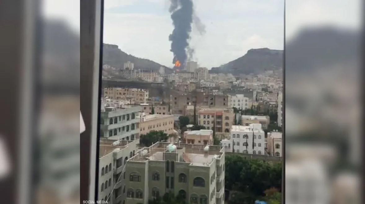 غارات جوية على صنعاء والجوف في اليمن