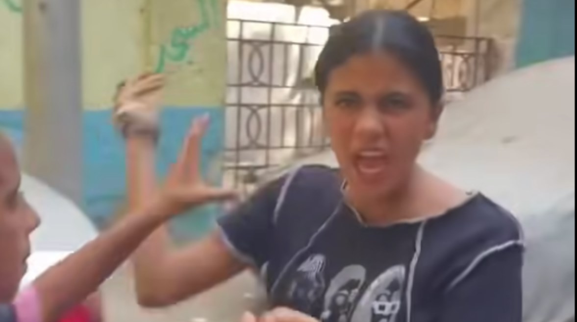 جانب من واقعة سب فتاة لزملائها في المدرسة