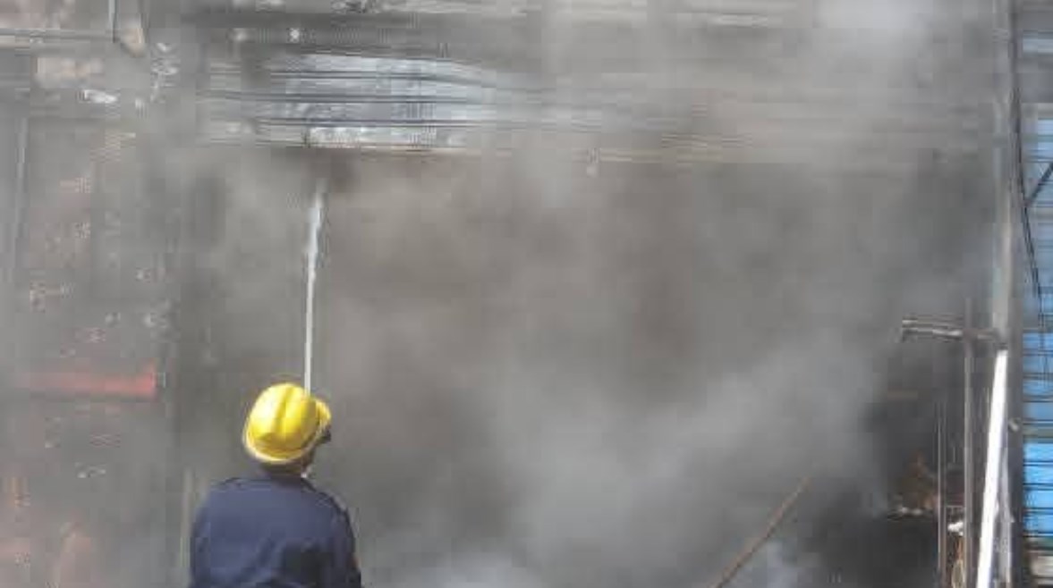 صورة من الحريق 