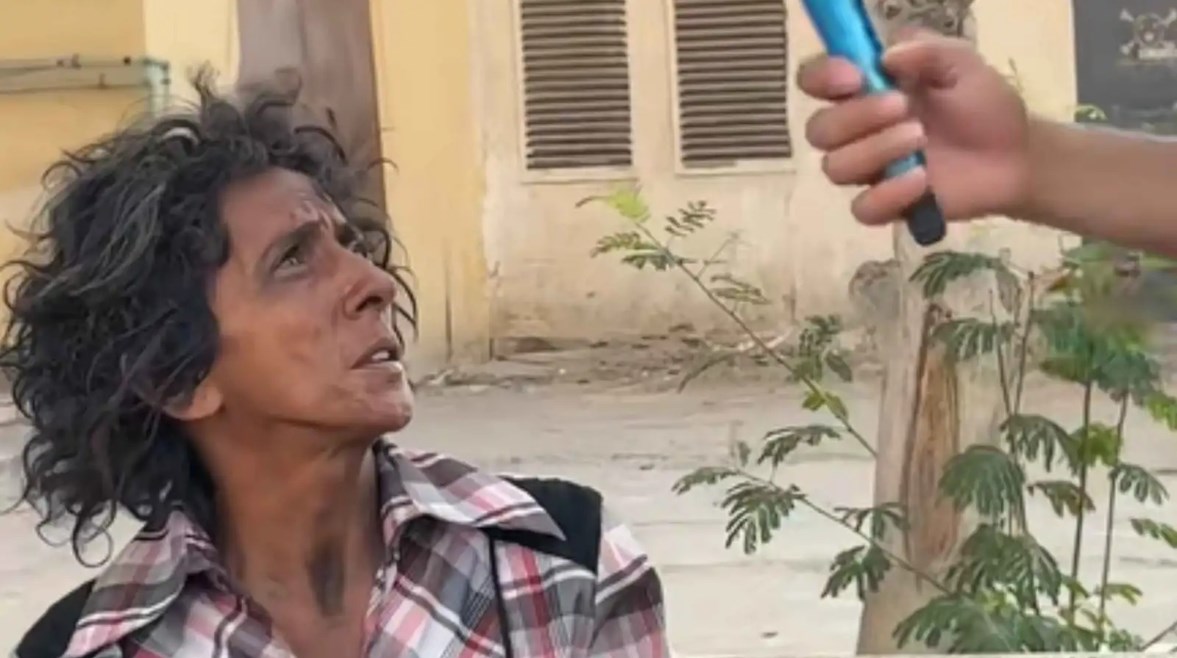 المشردة المثقفة ولاء المشردة المثقفة ولاء