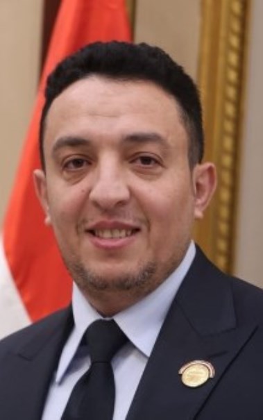  مصطفى أبو زهرة، عضو مجلس إدارة الاتحاد المصري لكرة القدم