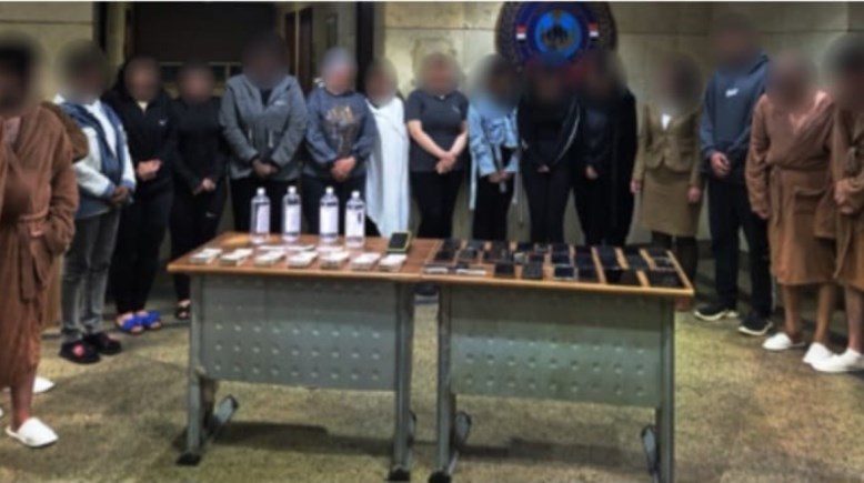 المتهمون بممارسة الأعمال المنافية للآداب بالتجمع