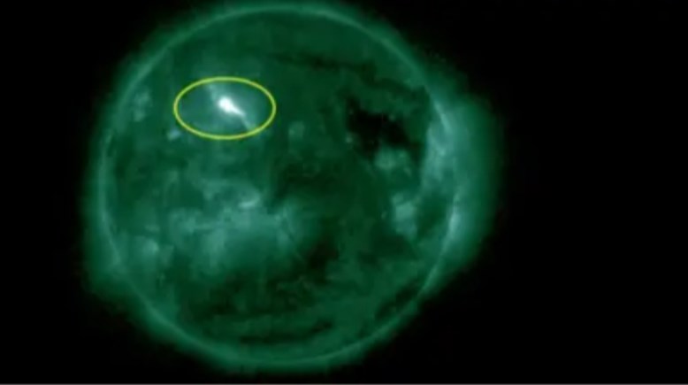 عاصفة شمسية 