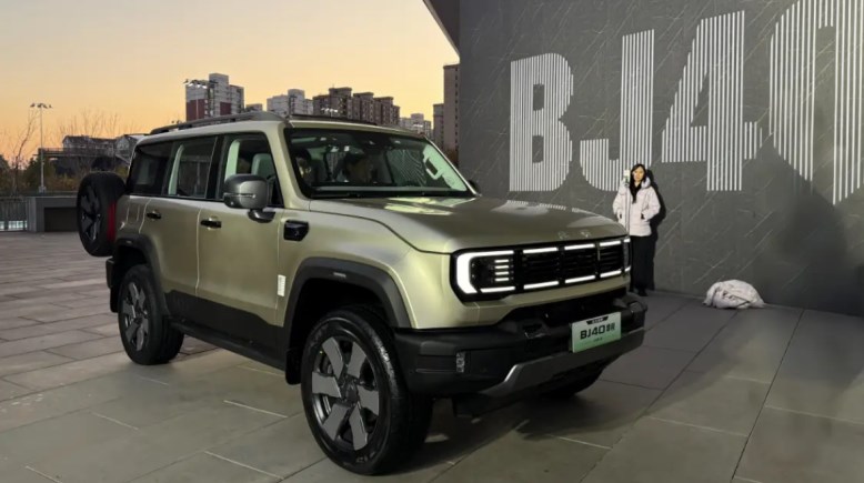 سيارة بايك BJ40