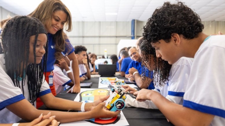 مبادرة ستيلانتس الخيرية