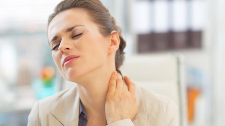 طقطقة الرقبة 