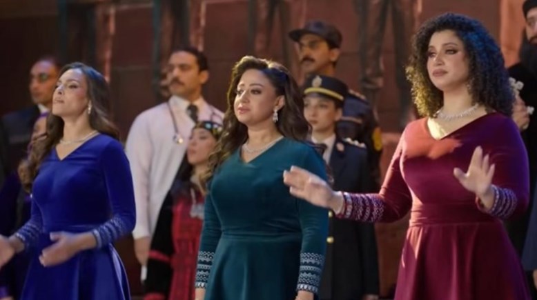 كارمن سليمان ونسمة محجوب وريهام عبد الحكيم 