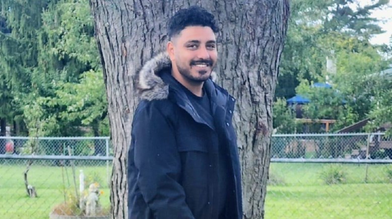 صاحب الأغنية المسيئة