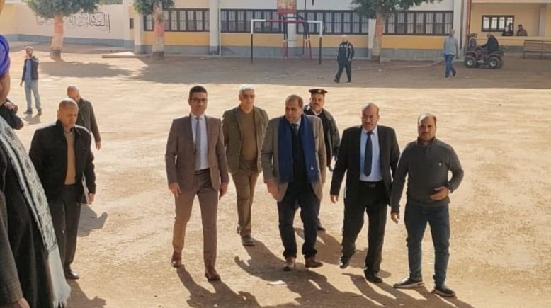 جانب من متابعة النيابة 