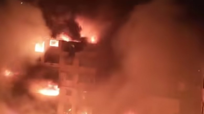 جانب من الحريق 