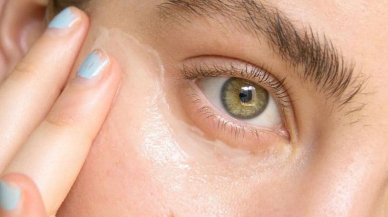 ترطيب العين بالفازلين- تعبيرية