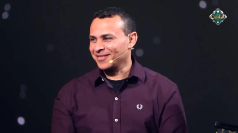 القارئ محمد أبو العلا