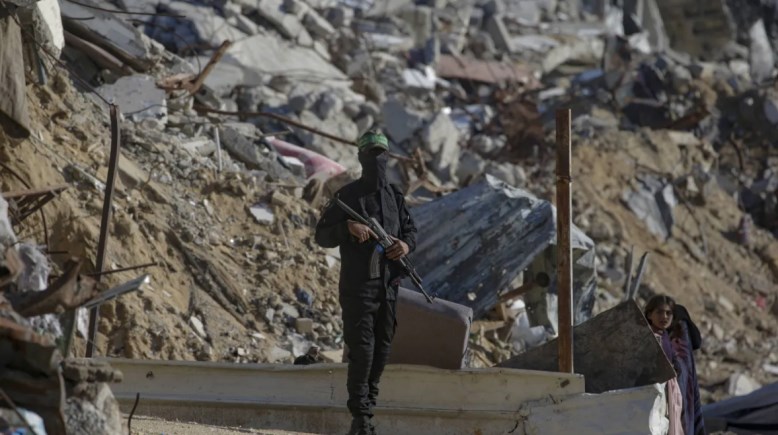 أحد أفراد الأمن في غزة