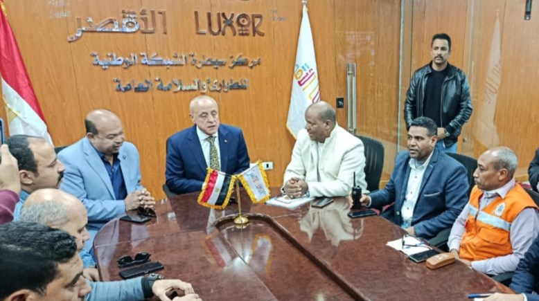 محافظ الأقصر 