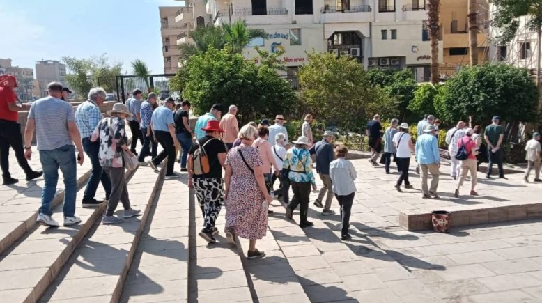 الوفود الاجنبية