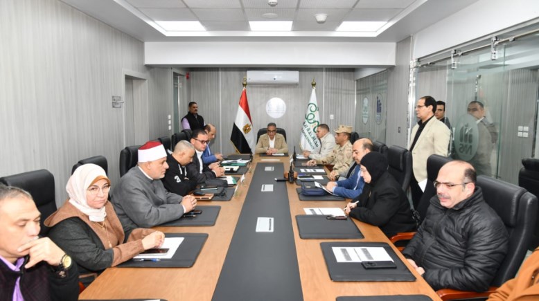 محافظ الفيوم الدكتور أحمد الأنصاري من غرفة العمليات لمتابعة الانتخابات