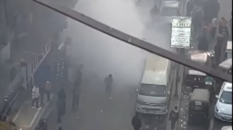 جانب من الحريق 