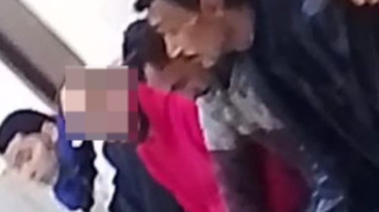 المتهم في النيابة أثناء سماع أقواله